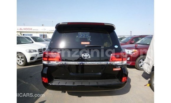 Buy Import Toyota Land Cruiser Black Car in Import - Dubai in Arusha Buy Import Toyota Land Cruiser Black Car in Import - Dubai in Arusha