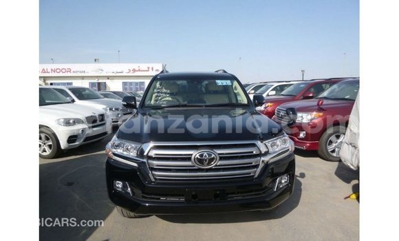 Buy Import Toyota Land Cruiser Black Car in Import - Dubai in Arusha Buy Import Toyota Land Cruiser Black Car in Import - Dubai in Arusha