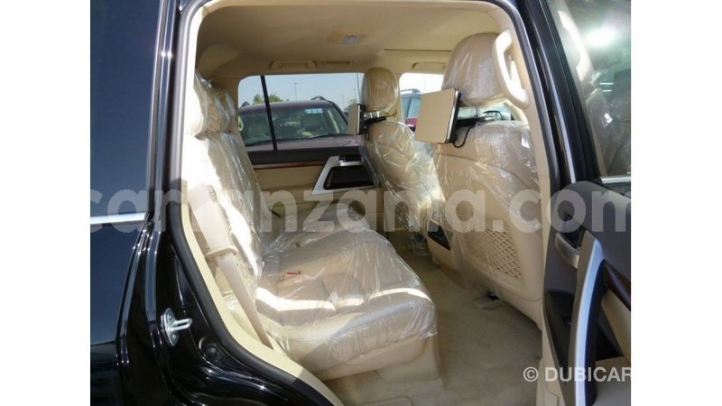 Big with watermark toyota land cruiser arusha import dubai 8562