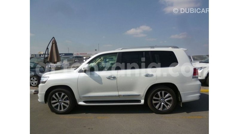 Big with watermark toyota land cruiser arusha import dubai 8563