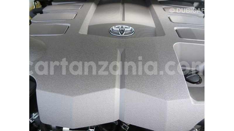 Big with watermark toyota land cruiser arusha import dubai 8564