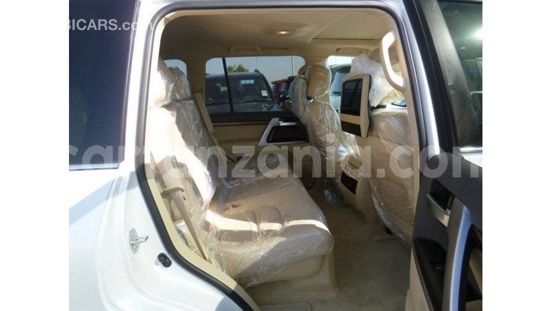 Big with watermark toyota land cruiser arusha import dubai 8565