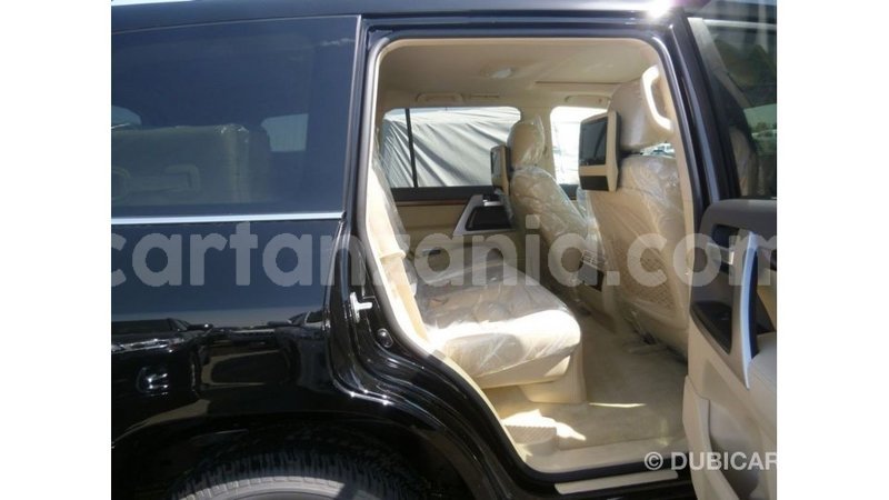 Big with watermark toyota land cruiser arusha import dubai 8566