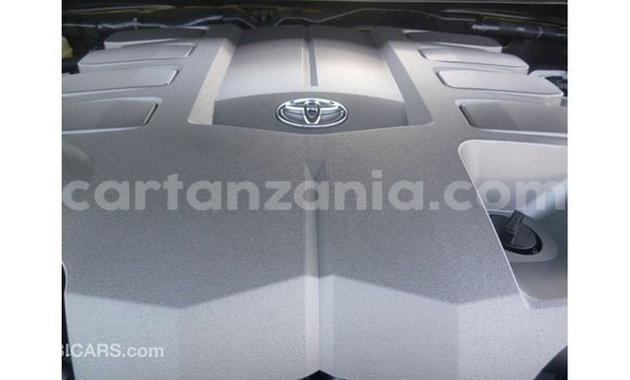 Buy Import Toyota Land Cruiser Black Car in Import - Dubai in Arusha Buy Import Toyota Land Cruiser Black Car in Import - Dubai in Arusha