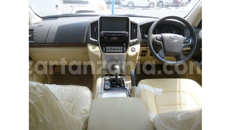 Big with watermark toyota land cruiser arusha import dubai 8567