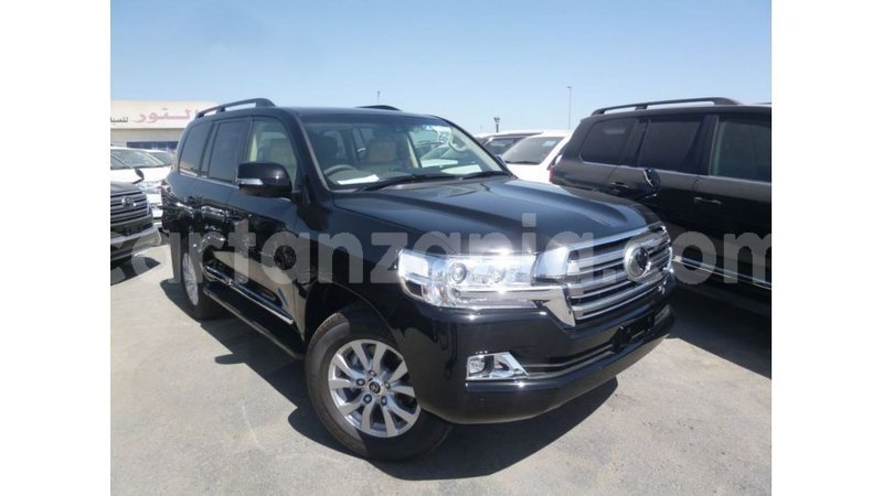 Big with watermark toyota land cruiser arusha import dubai 8568