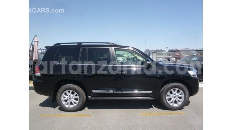 Big with watermark toyota land cruiser arusha import dubai 8568