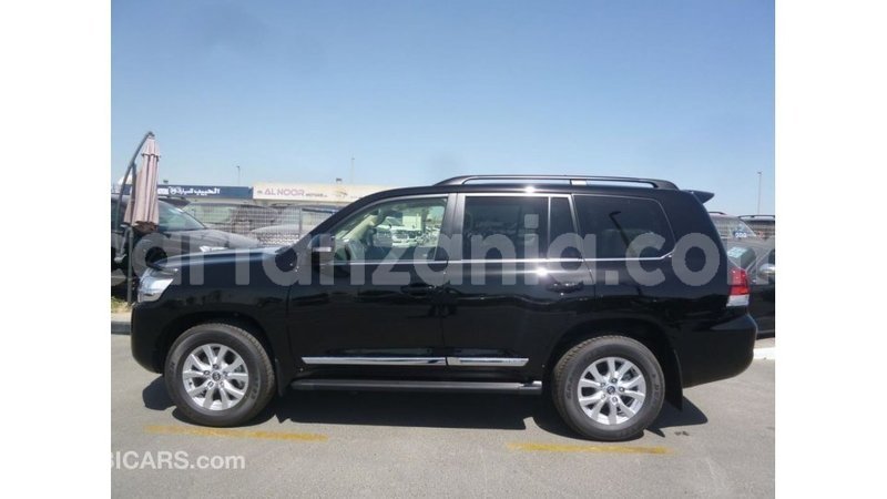 Big with watermark toyota land cruiser arusha import dubai 8568