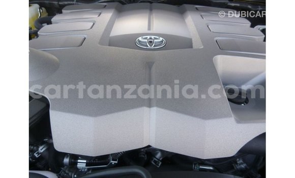 Nunua Imported Toyota Land Cruiser Nyeusi Gari ndani ya Import - Dubai nchini Arusha Nunua Imported Toyota Land Cruiser Nyeusi Gari ndani ya Import - Dubai nchini Arusha