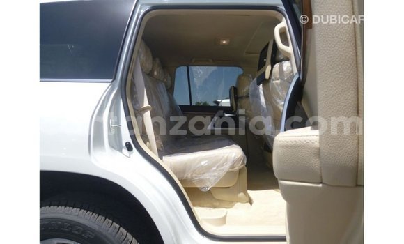 Buy Import Toyota Land Cruiser White Car in Import - Dubai in Arusha Buy Import Toyota Land Cruiser White Car in Import - Dubai in Arusha