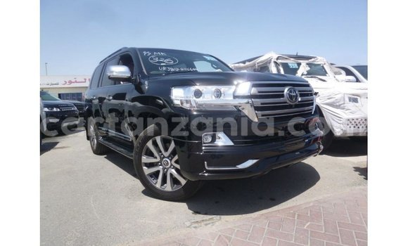 Nunua Imported Toyota Land Cruiser Nyeusi Gari ndani ya Import - Dubai nchini Arusha Nunua Imported Toyota Land Cruiser Nyeusi Gari ndani ya Import - Dubai nchini Arusha