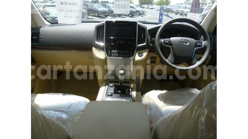 Big with watermark toyota land cruiser arusha import dubai 8571