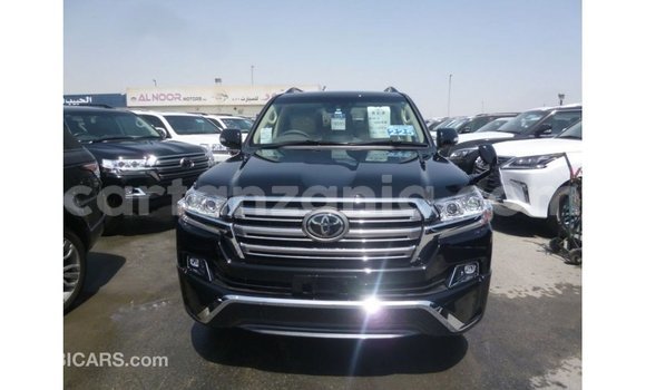 Buy Import Toyota Land Cruiser Black Car in Import - Dubai in Arusha Buy Import Toyota Land Cruiser Black Car in Import - Dubai in Arusha