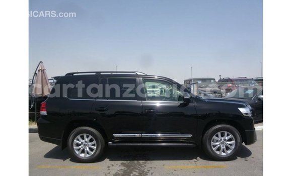 Buy Import Toyota Land Cruiser Black Car in Import - Dubai in Arusha Buy Import Toyota Land Cruiser Black Car in Import - Dubai in Arusha