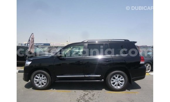 Buy Import Toyota Land Cruiser Black Car in Import - Dubai in Arusha Buy Import Toyota Land Cruiser Black Car in Import - Dubai in Arusha