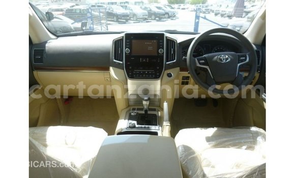 Nunua Imported Toyota Land Cruiser Nyeusi Gari ndani ya Import - Dubai nchini Arusha Nunua Imported Toyota Land Cruiser Nyeusi Gari ndani ya Import - Dubai nchini Arusha