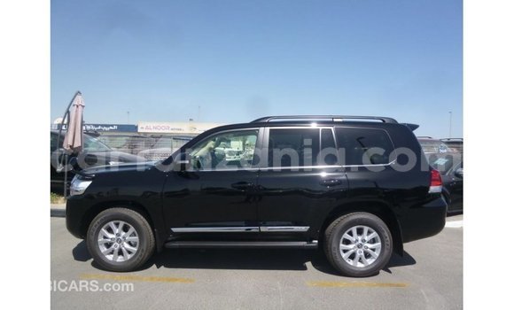 Nunua Imported Toyota Land Cruiser Nyeusi Gari ndani ya Import - Dubai nchini Arusha Nunua Imported Toyota Land Cruiser Nyeusi Gari ndani ya Import - Dubai nchini Arusha