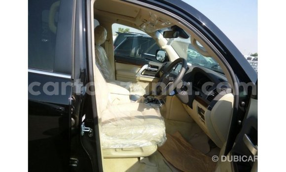 Nunua Imported Toyota Land Cruiser Nyeusi Gari ndani ya Import - Dubai nchini Arusha Nunua Imported Toyota Land Cruiser Nyeusi Gari ndani ya Import - Dubai nchini Arusha