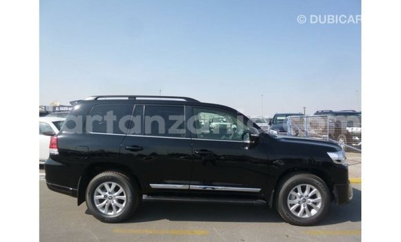 Nunua Imported Toyota Land Cruiser Nyeusi Gari ndani ya Import - Dubai nchini Arusha Nunua Imported Toyota Land Cruiser Nyeusi Gari ndani ya Import - Dubai nchini Arusha