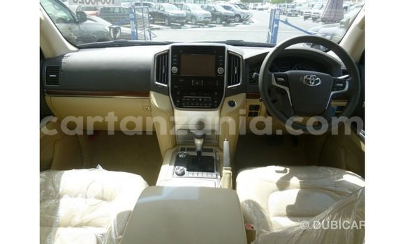 Nunua Imported Toyota Land Cruiser Nyeusi Gari ndani ya Import - Dubai nchini Arusha Nunua Imported Toyota Land Cruiser Nyeusi Gari ndani ya Import - Dubai nchini Arusha