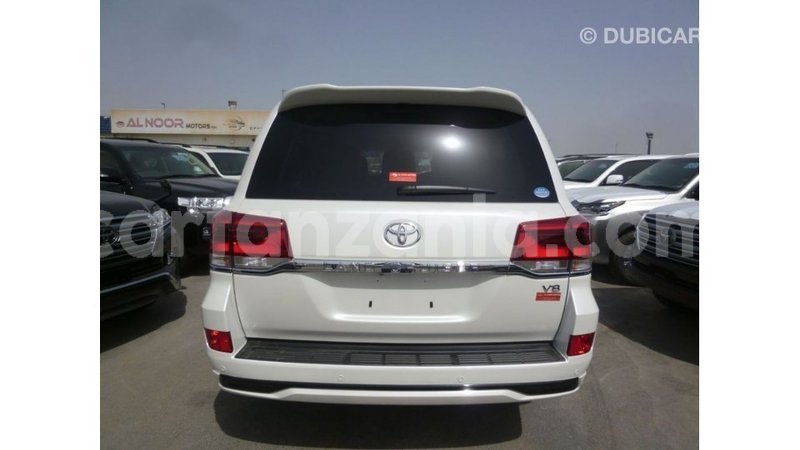 Big with watermark toyota land cruiser arusha import dubai 8575