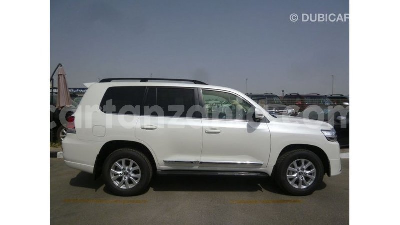 Big with watermark toyota land cruiser arusha import dubai 8575