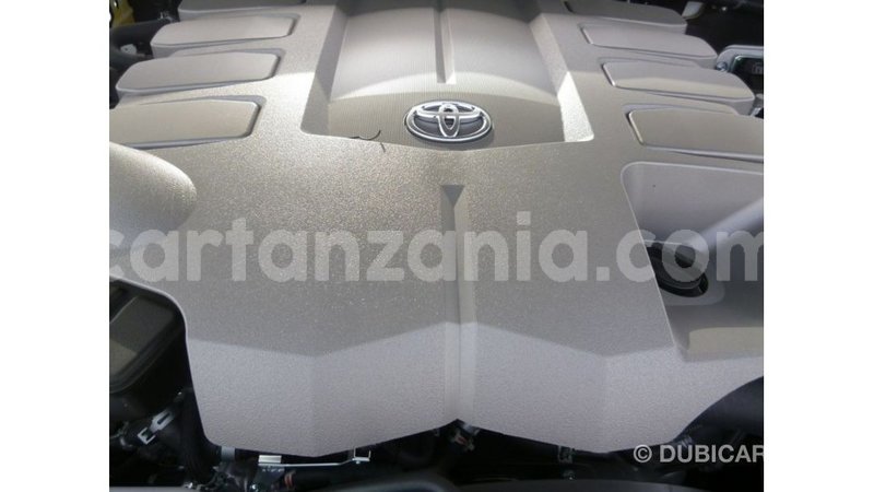 Big with watermark toyota land cruiser arusha import dubai 8575