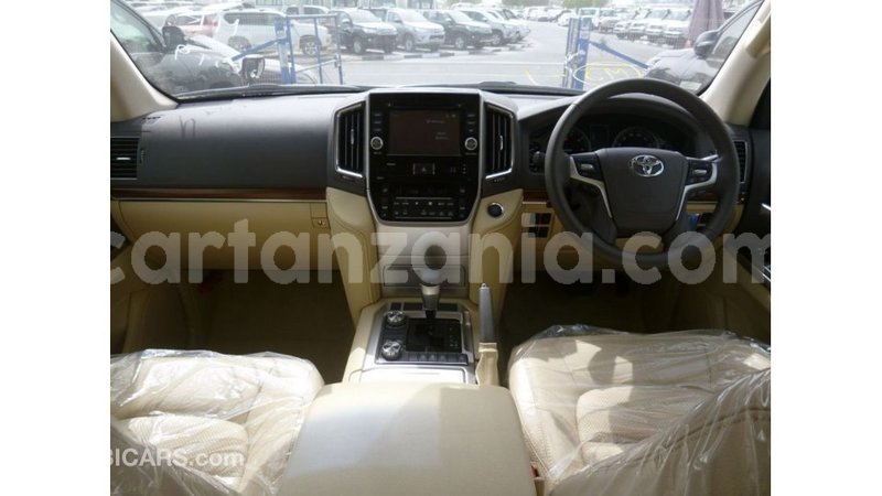 Big with watermark toyota land cruiser arusha import dubai 8577