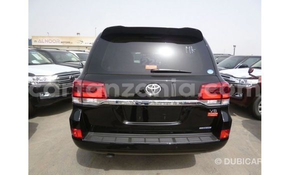 Nunua Imported Toyota Land Cruiser Nyeusi Gari ndani ya Import - Dubai nchini Arusha Nunua Imported Toyota Land Cruiser Nyeusi Gari ndani ya Import - Dubai nchini Arusha