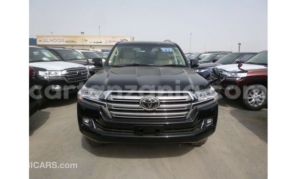 Nunua Imported Toyota Land Cruiser Nyeusi Gari ndani ya Import - Dubai nchini Arusha Nunua Imported Toyota Land Cruiser Nyeusi Gari ndani ya Import - Dubai nchini Arusha