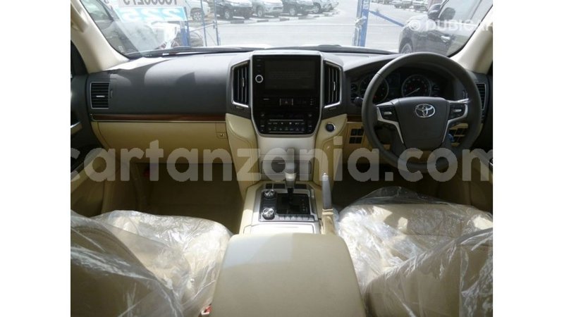 Big with watermark toyota land cruiser arusha import dubai 8578