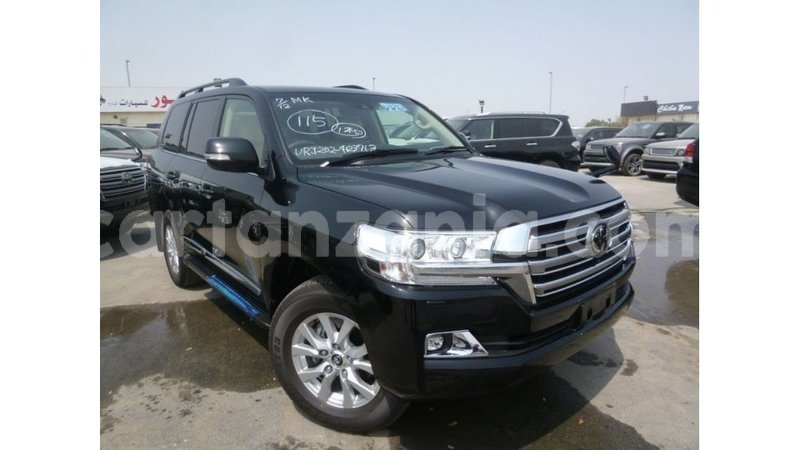 Big with watermark toyota land cruiser arusha import dubai 8579