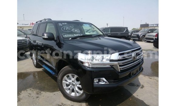 Nunua Imported Toyota Land Cruiser Nyeusi Gari ndani ya Import - Dubai nchini Arusha Nunua Imported Toyota Land Cruiser Nyeusi Gari ndani ya Import - Dubai nchini Arusha