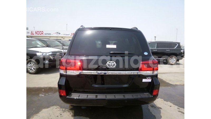 Big with watermark toyota land cruiser arusha import dubai 8579