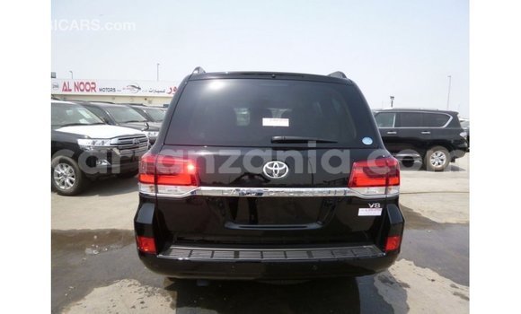 Nunua Imported Toyota Land Cruiser Nyeusi Gari ndani ya Import - Dubai nchini Arusha Nunua Imported Toyota Land Cruiser Nyeusi Gari ndani ya Import - Dubai nchini Arusha
