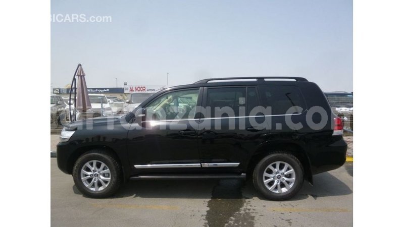 Big with watermark toyota land cruiser arusha import dubai 8579