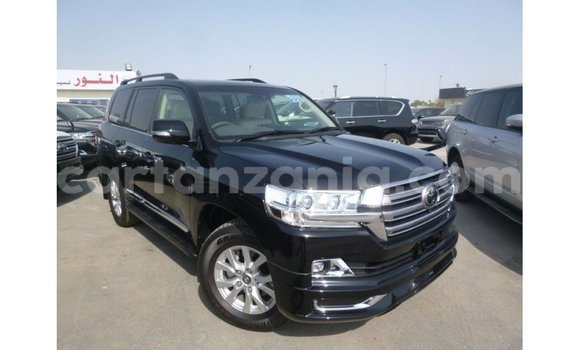 Nunua Imported Toyota Land Cruiser Nyeusi Gari ndani ya Import - Dubai nchini Arusha Nunua Imported Toyota Land Cruiser Nyeusi Gari ndani ya Import - Dubai nchini Arusha
