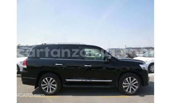 Buy Import Toyota Land Cruiser Black Car in Import - Dubai in Arusha Buy Import Toyota Land Cruiser Black Car in Import - Dubai in Arusha