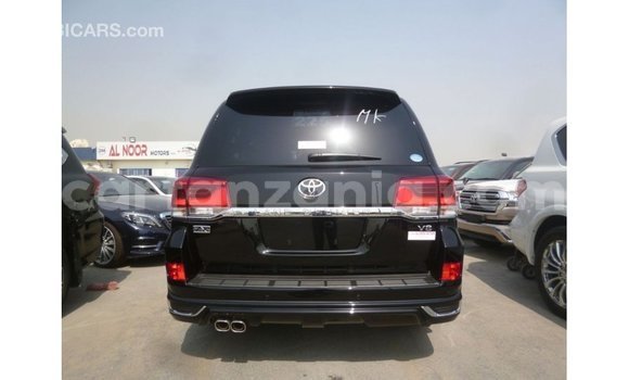 Buy Import Toyota Land Cruiser Black Car in Import - Dubai in Arusha Buy Import Toyota Land Cruiser Black Car in Import - Dubai in Arusha