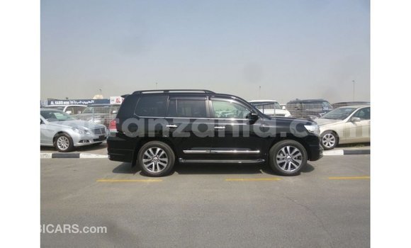 Buy Import Toyota Land Cruiser Black Car in Import - Dubai in Arusha Buy Import Toyota Land Cruiser Black Car in Import - Dubai in Arusha