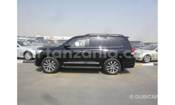 Buy Import Toyota Land Cruiser Black Car in Import - Dubai in Arusha Buy Import Toyota Land Cruiser Black Car in Import - Dubai in Arusha