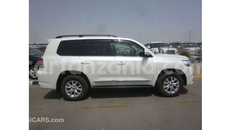 Big with watermark toyota land cruiser arusha import dubai 8584