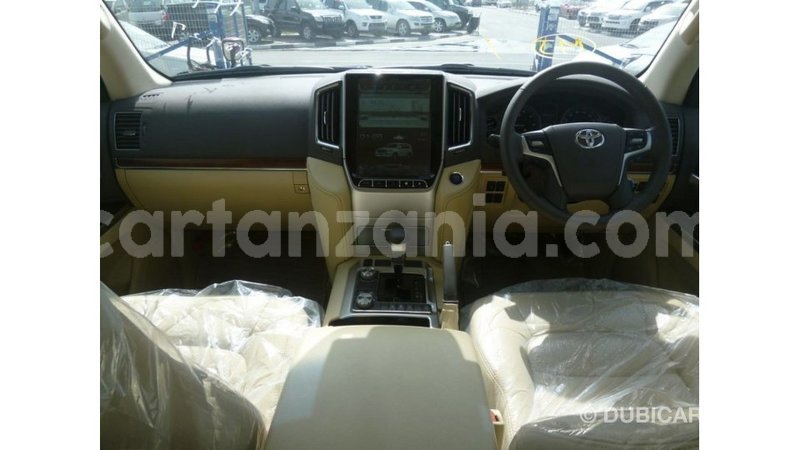 Big with watermark toyota land cruiser arusha import dubai 8585