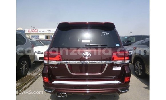 Nunua Imported Toyota Land Cruiser Nyingine Gari ndani ya Import - Dubai nchini Arusha Nunua Imported Toyota Land Cruiser Nyingine Gari ndani ya Import - Dubai nchini Arusha