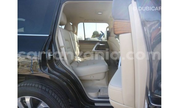 Nunua Imported Toyota Land Cruiser Nyeusi Gari ndani ya Import - Dubai nchini Arusha Nunua Imported Toyota Land Cruiser Nyeusi Gari ndani ya Import - Dubai nchini Arusha