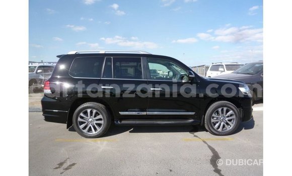 Nunua Imported Toyota Land Cruiser Nyeusi Gari ndani ya Import - Dubai nchini Arusha Nunua Imported Toyota Land Cruiser Nyeusi Gari ndani ya Import - Dubai nchini Arusha