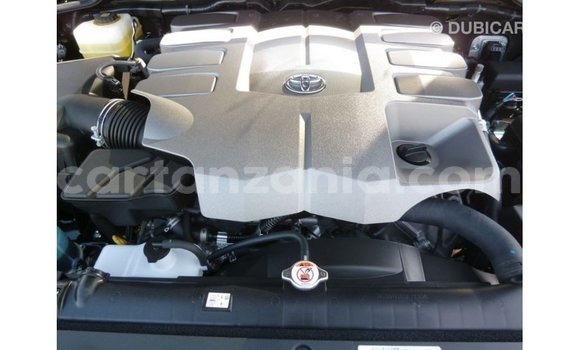 Nunua Imported Toyota Land Cruiser Nyeusi Gari ndani ya Import - Dubai nchini Arusha Nunua Imported Toyota Land Cruiser Nyeusi Gari ndani ya Import - Dubai nchini Arusha