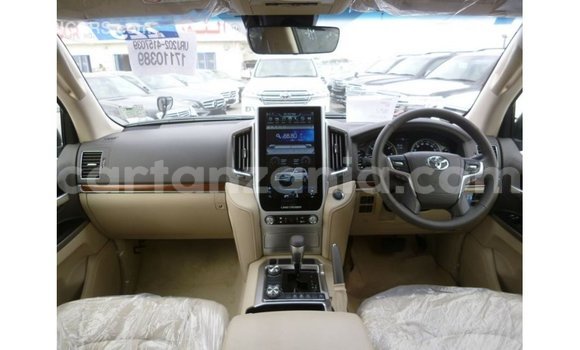 Nunua Imported Toyota Land Cruiser Nyeusi Gari ndani ya Import - Dubai nchini Arusha Nunua Imported Toyota Land Cruiser Nyeusi Gari ndani ya Import - Dubai nchini Arusha