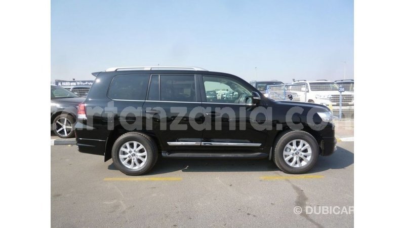 Big with watermark toyota land cruiser arusha import dubai 8588