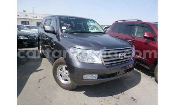Nunua Imported Toyota Land Cruiser Nyingine Gari ndani ya Import - Dubai nchini Arusha Nunua Imported Toyota Land Cruiser Nyingine Gari ndani ya Import - Dubai nchini Arusha